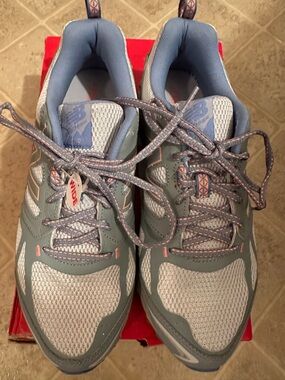 NWT New Balance Trail Running 11Wide